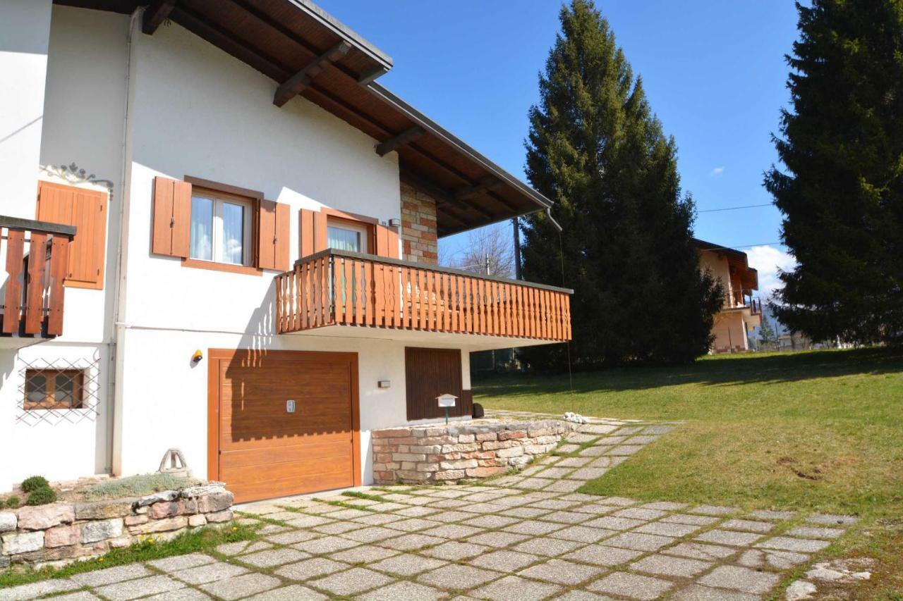 GRAZIOSA BIFAMILIARE AD ASIAGO con giardino privato Esterno foto